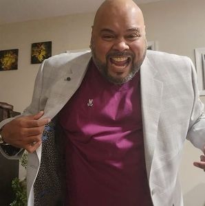 Meet your Posher, Norberto cholo